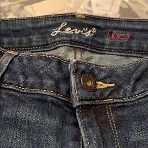 Women’s Levi’s 28